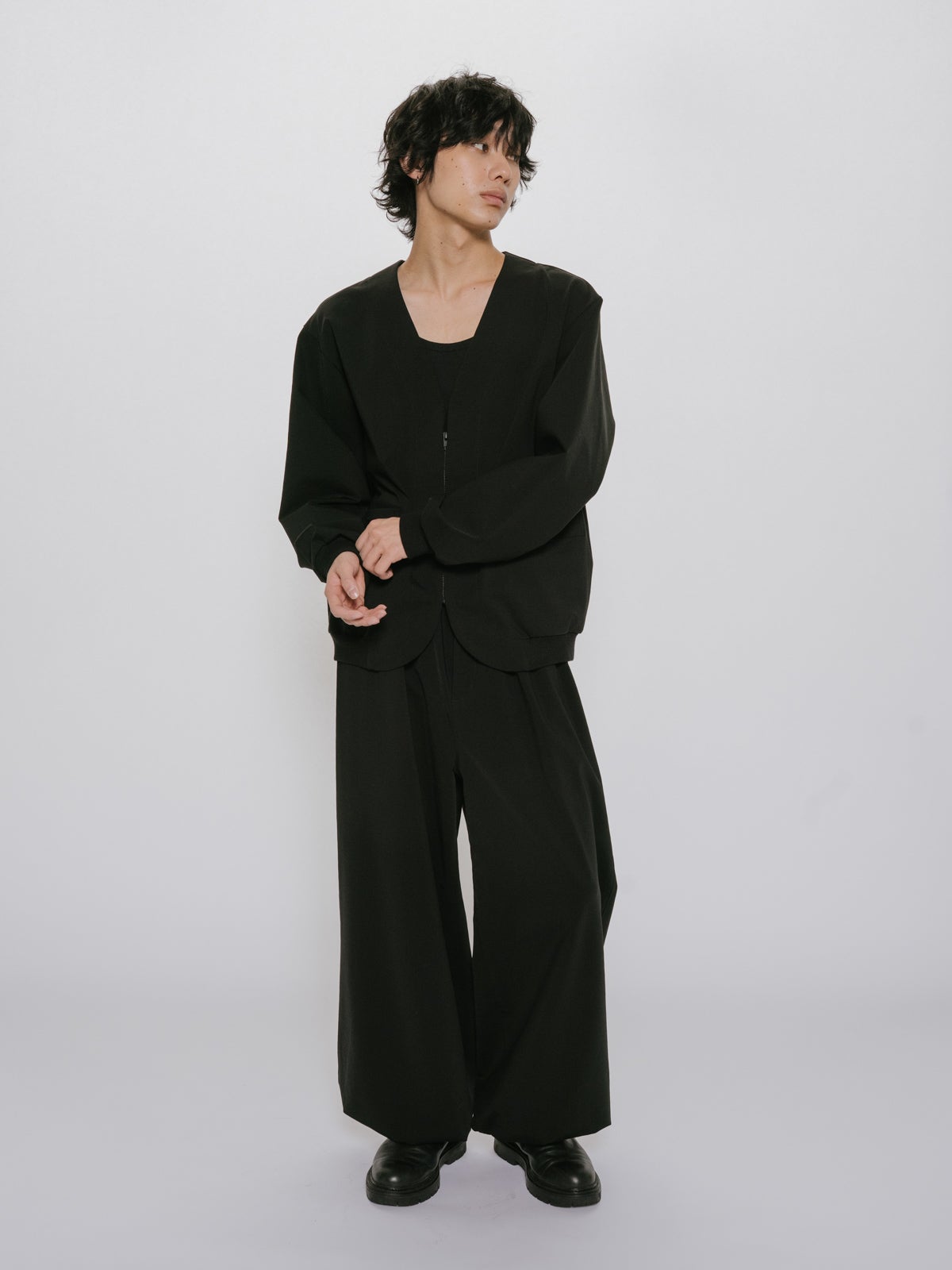 MIDIUMISOLID Men's コンプレッションZIPカーディガン｜ MARcourt