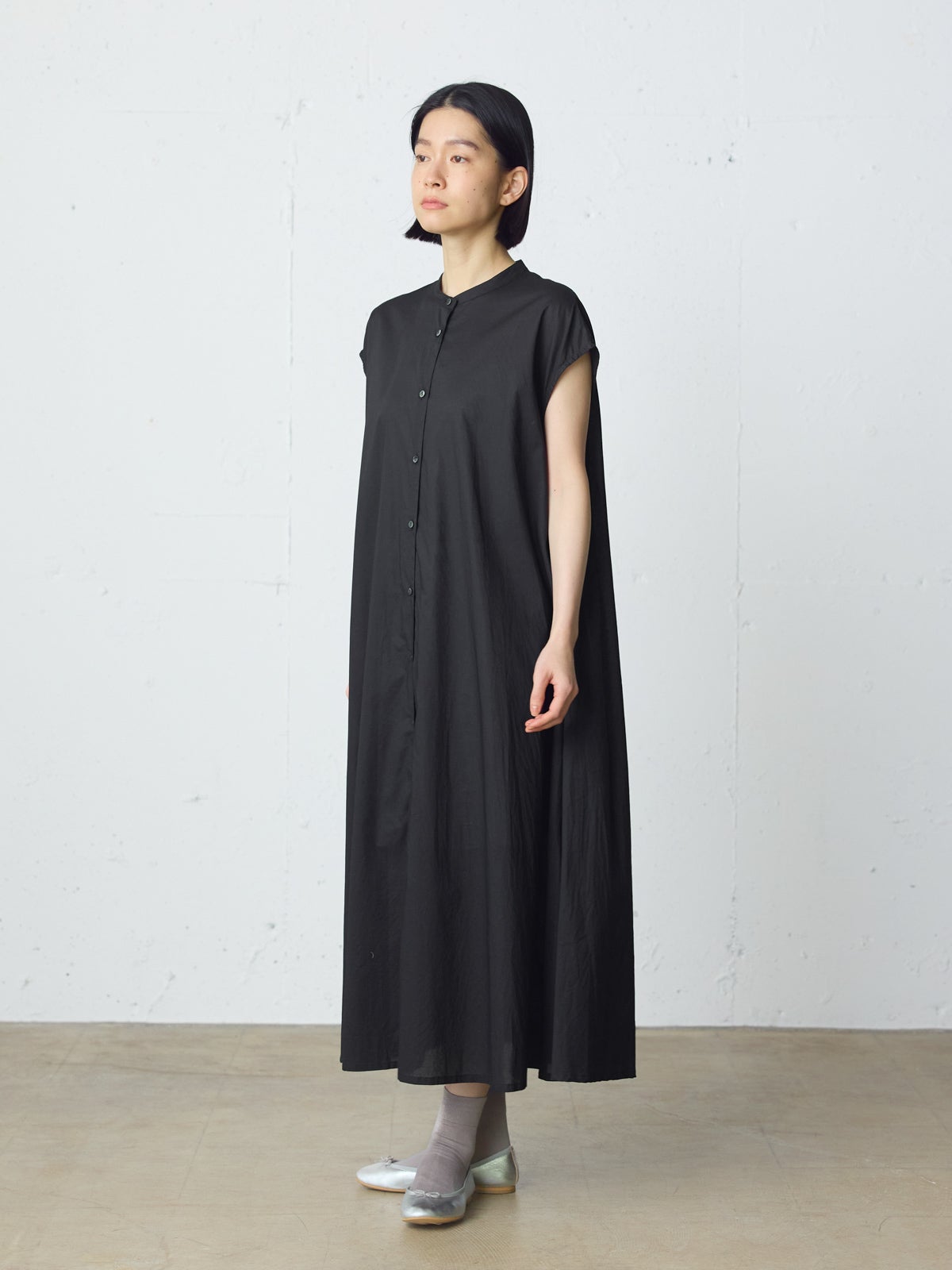 MidiUmi ノースリーブプリーツシャツワンピース｜ MARcourt ONLINE