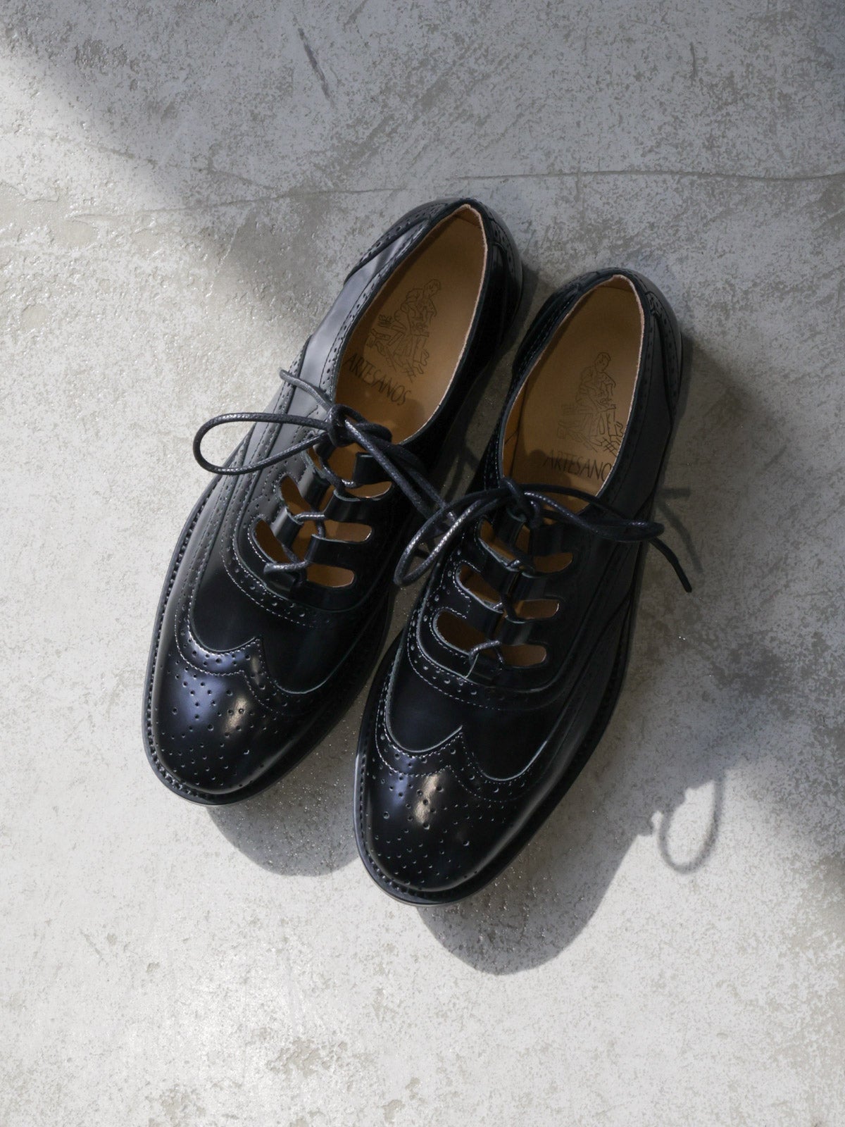 ARTESANOS カットワークレースアップシューズ｜ MARcourt ONLINE STORE