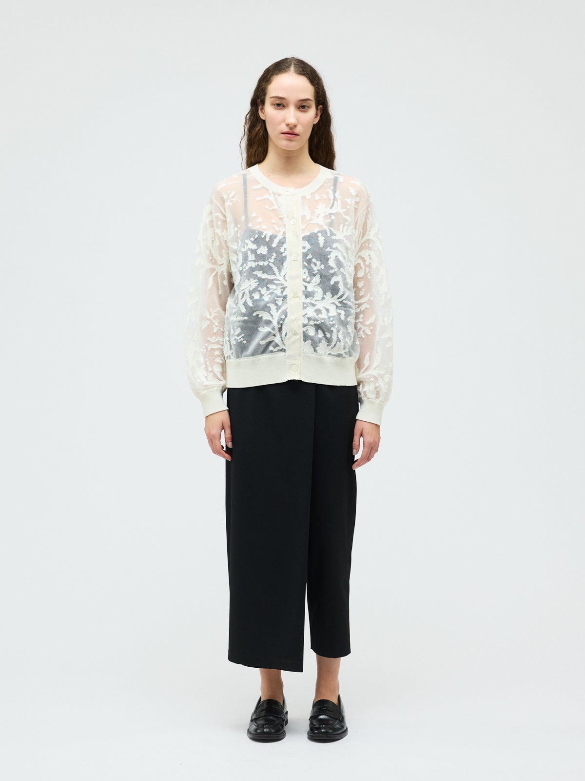 mizuiro ind メッシュ刺繍クルーカーディガン｜ MARcourt ONLINE STORE