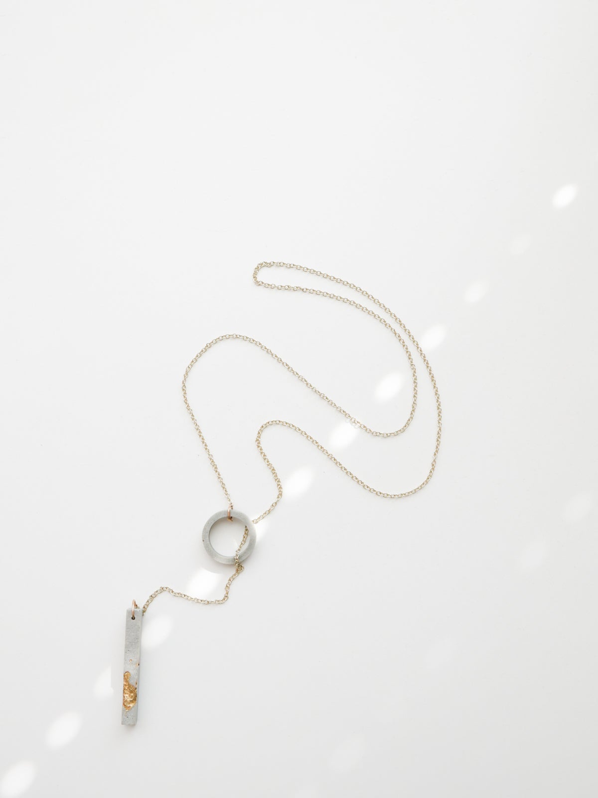 dconstruct アドラーネックレス