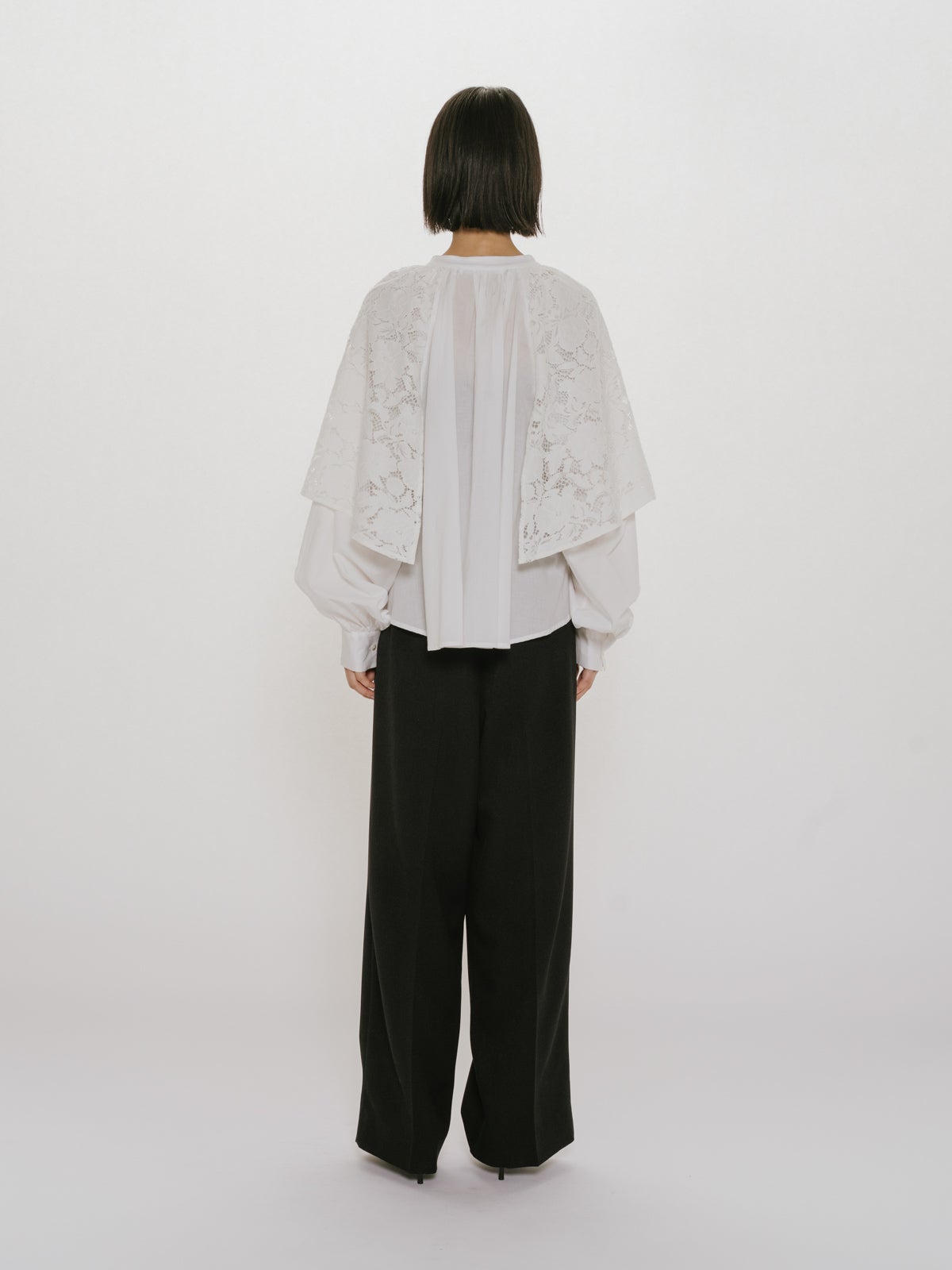 MIDIUMISOLID for Ladies レースフレアブラウス｜ MARcourt ONLINE