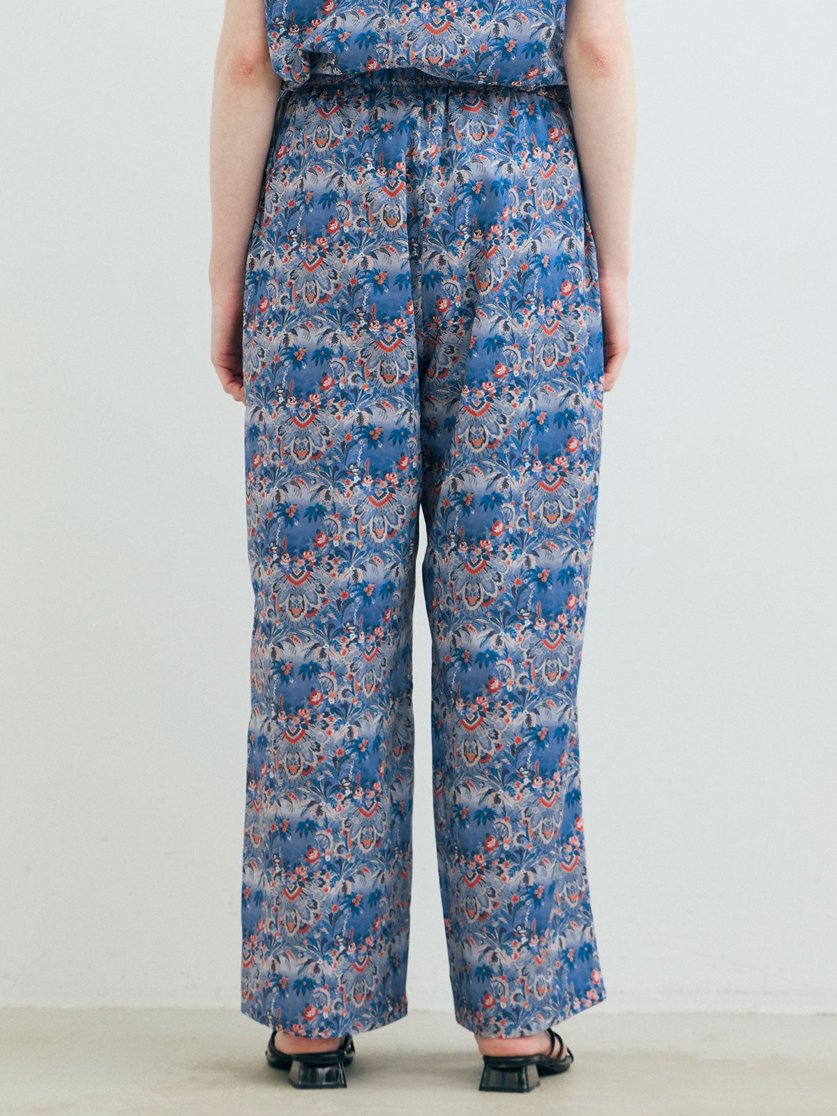 リバティ■7番,17番,9番,11番,35番1345×5本=6725 MARMARMAR リバティプリントパンツ｜ MARcourt ONLINE STORE