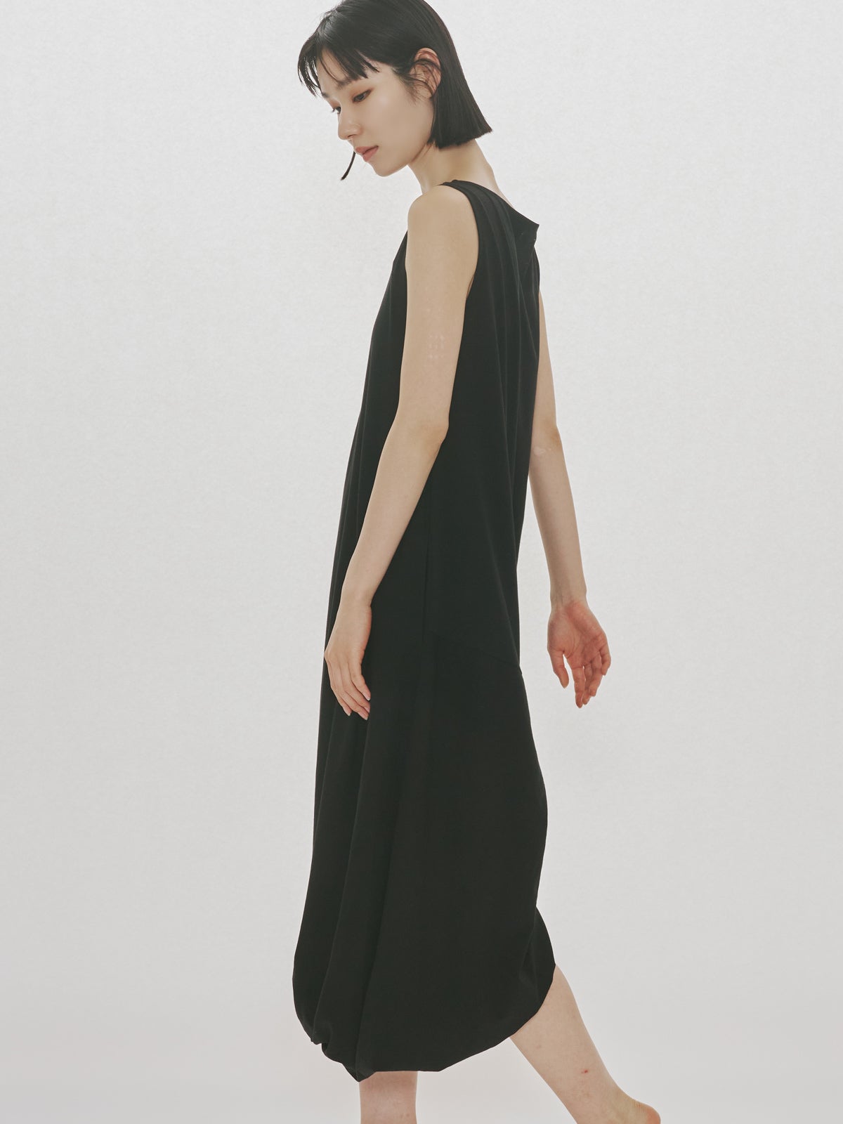 MIDIUMISOLID for Ladies ジャージツイストヘムワンピース｜ MARcourt