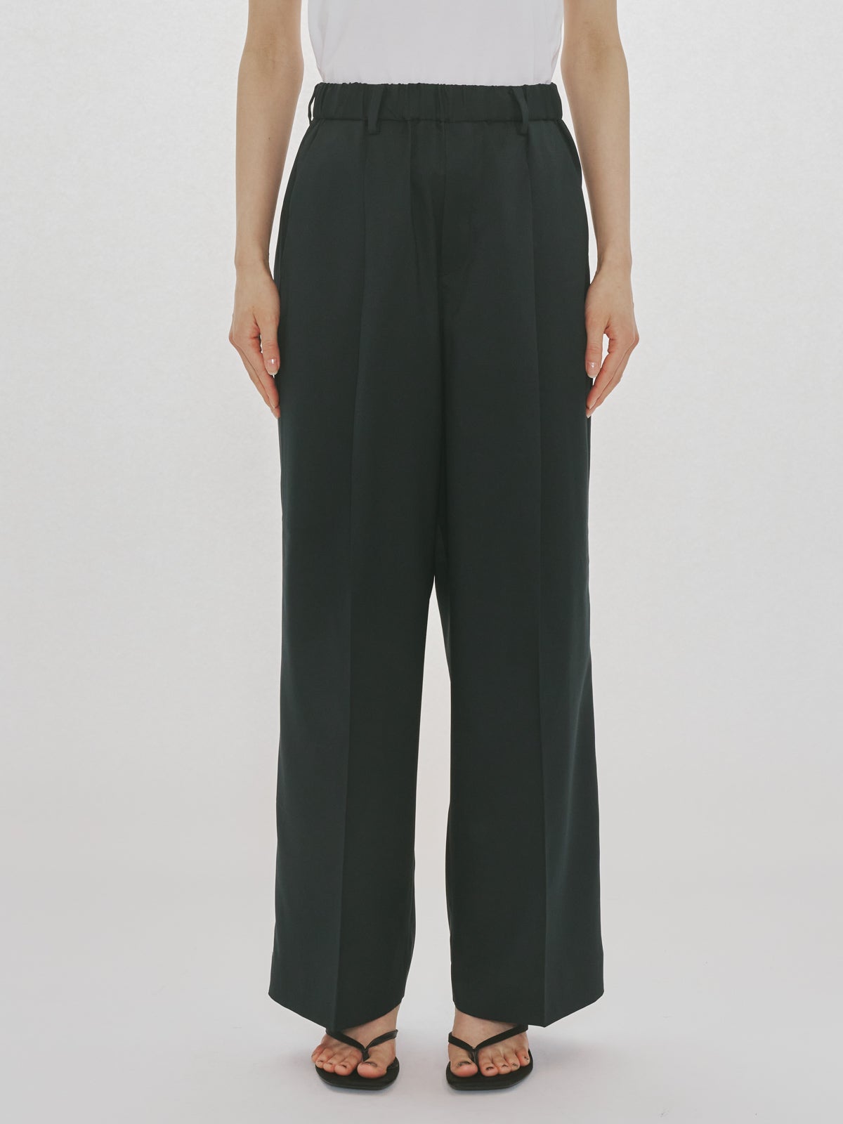 MIDIUMISOLID for Ladies ストレートイージースラックス｜ MARcourt