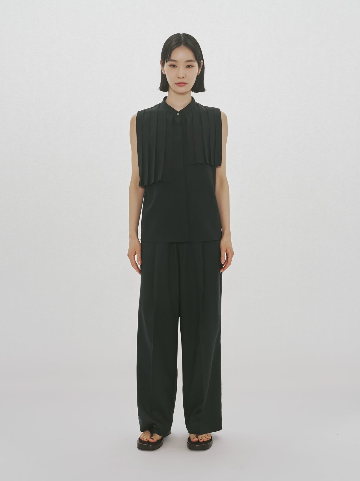 MIDIUMISOLID for Ladies ストレートイージースラックス｜ MARcourt