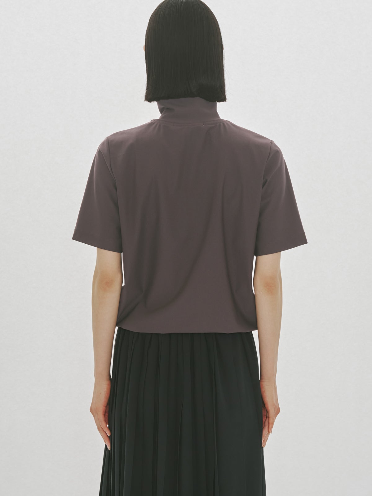 MIDIUMISOLID for Ladies エッセンシャルジップネックトップス MIDIUMISOLID for Ladies エッセンシャルジップネックトップス