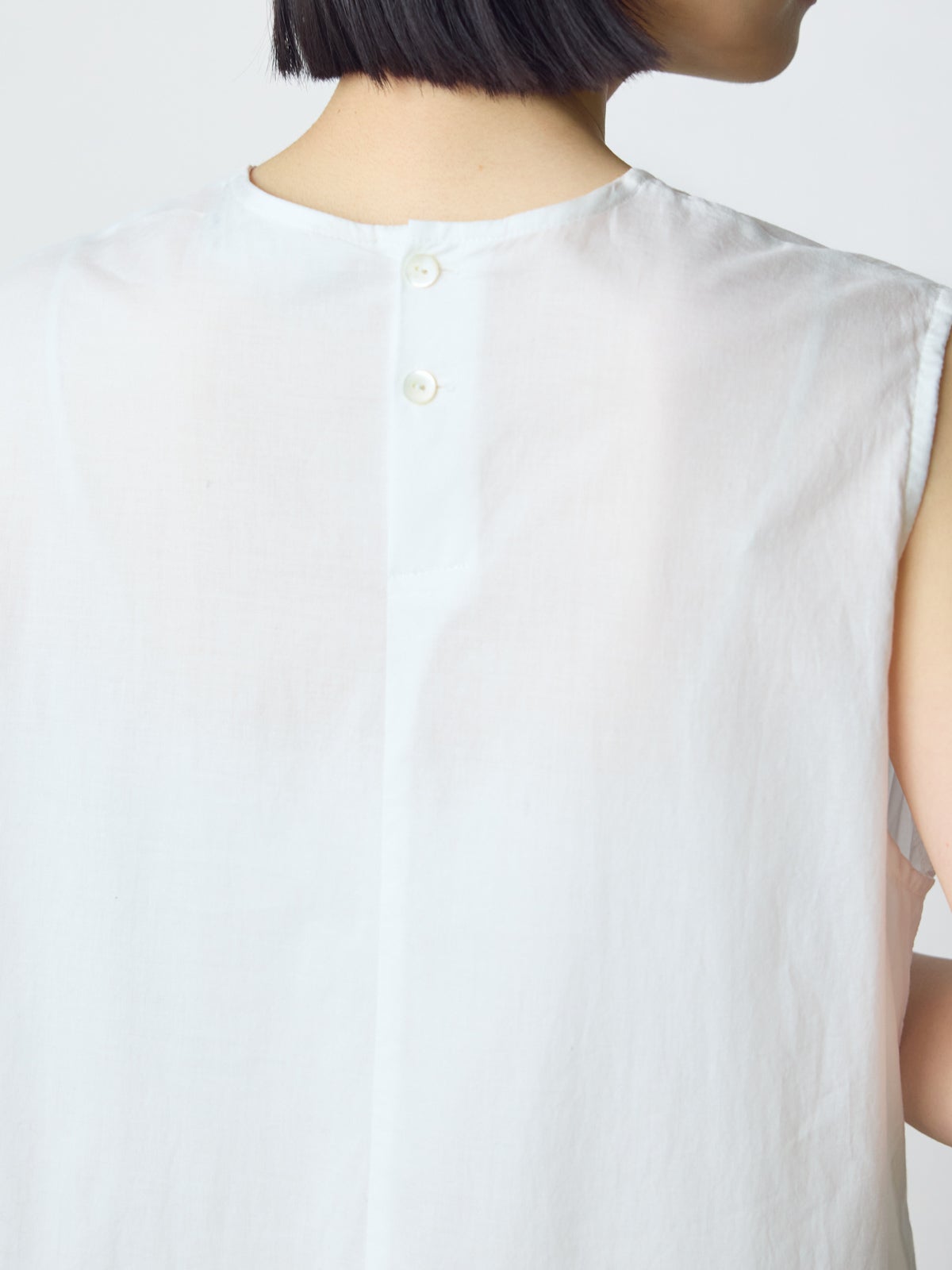 MidiUmi ギャザーノースリーブワンピース｜ MARcourt ONLINE STORE