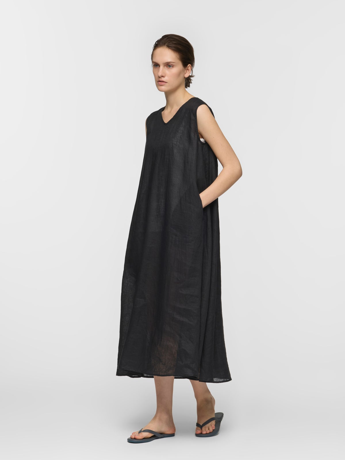 mizuiro ind リネンVネックフレアワンピース｜ MARcourt ONLINE STORE