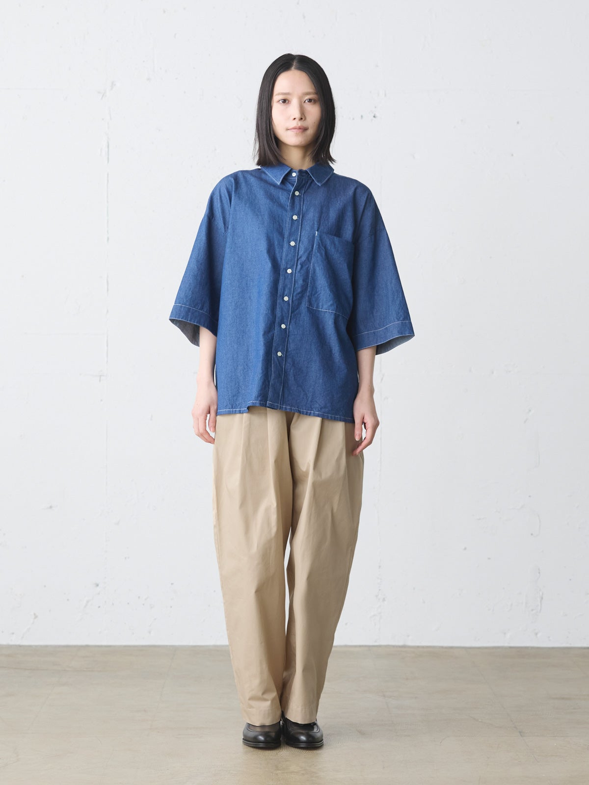 MidiUmi カラータックイージーパンツ｜ MARcourt ONLINE STORE