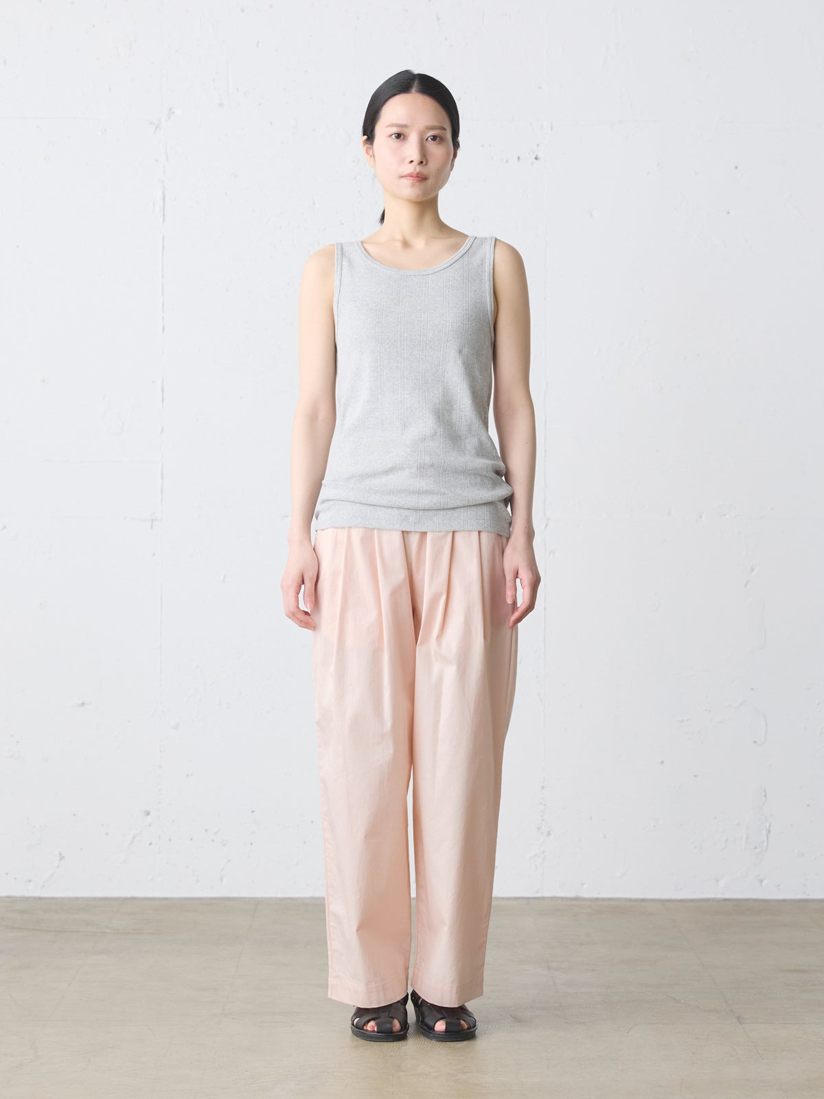 MidiUmi カラータックイージーパンツ｜ MARcourt ONLINE STORE