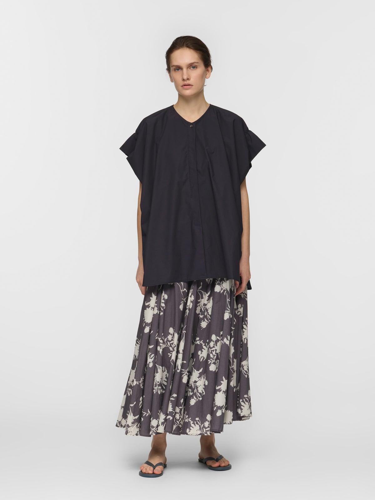 mizuiro ind Vネックワイドチュニックシャツ｜ MARcourt ONLINE STORE