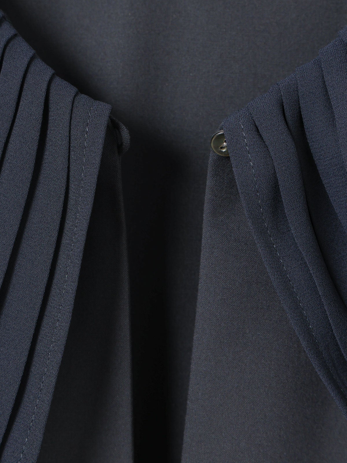 mizuiro ind プリーツカラーノースリーブワンピース｜ MARcourt ONLINE