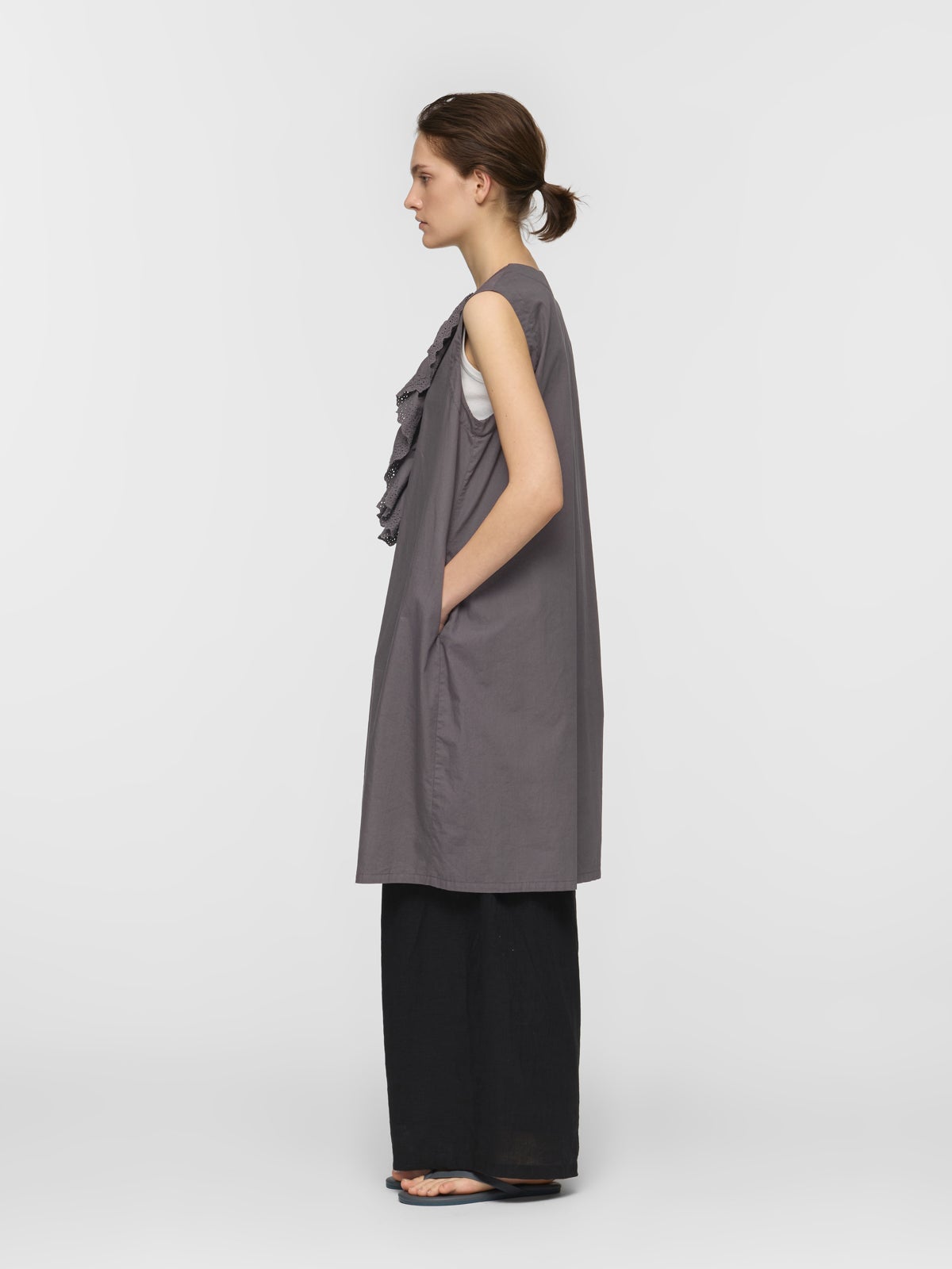 mizuiro ind レースフリルノースリーブワンピース｜ MARcourt ONLINE