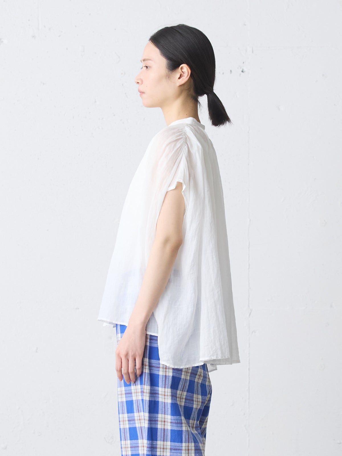 MidiUmi ラミーギャザーノースリーブシャツ｜ MARcourt ONLINE STORE