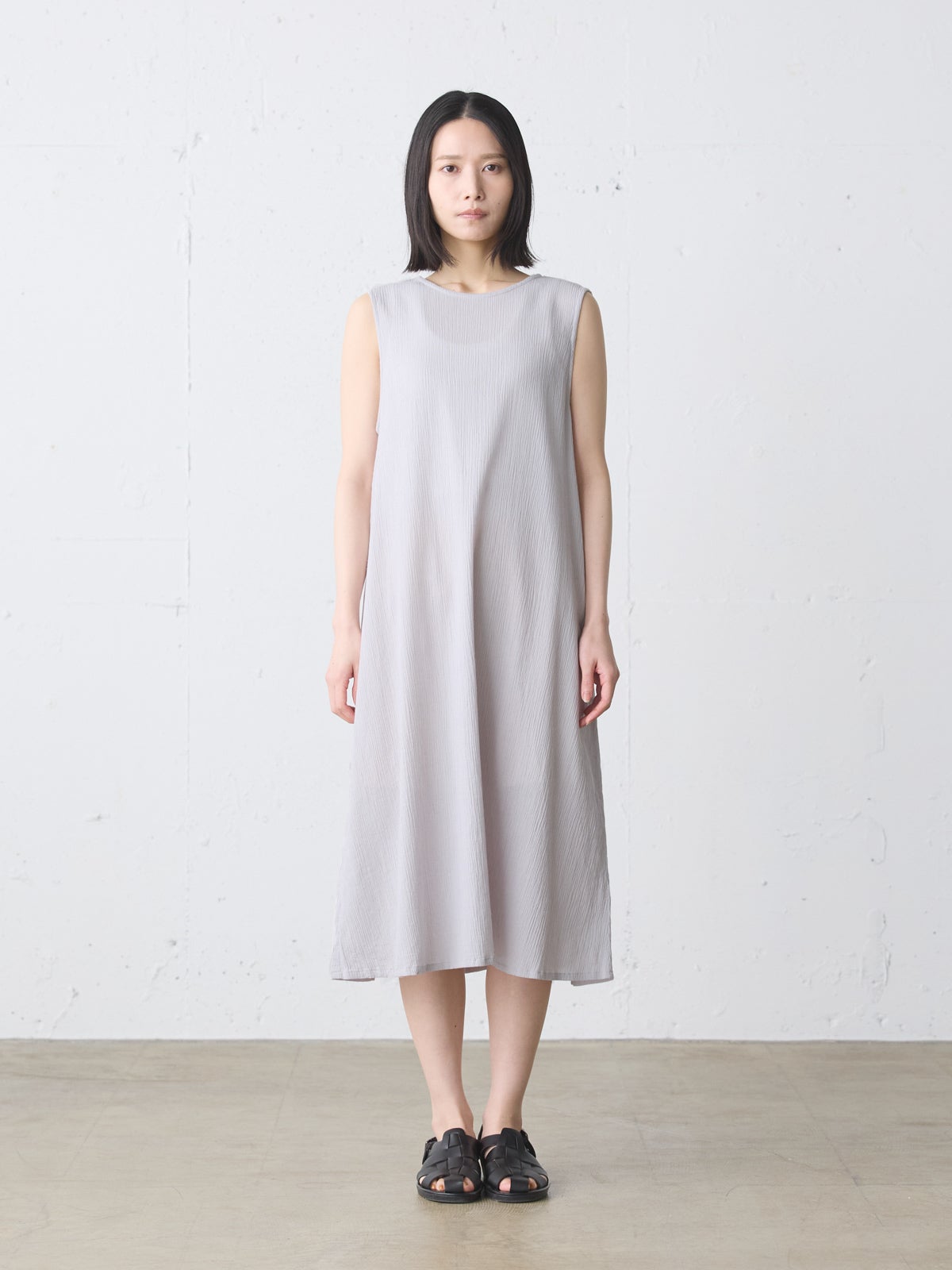 MidiUmi ストライプクレープノースリーブワンピース｜ MARcourt ONLINE