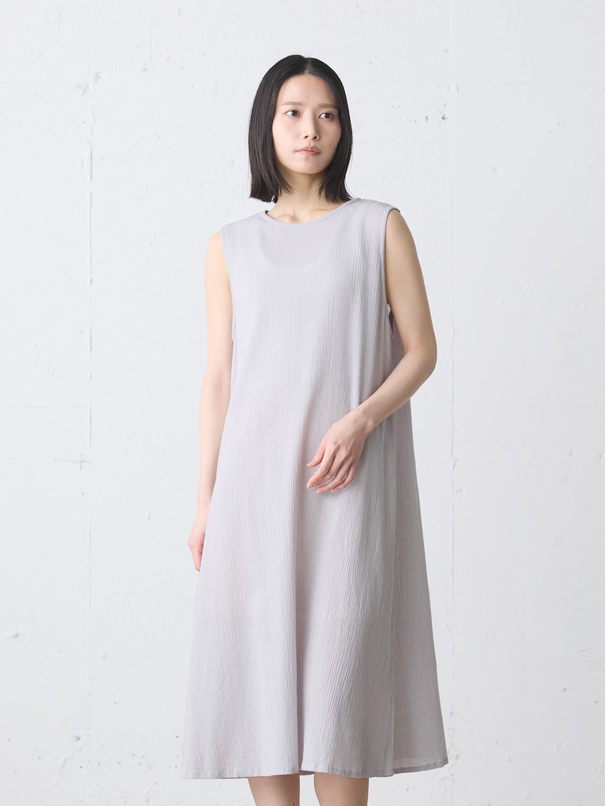 MidiUmi ストライプクレープノースリーブワンピース｜ MARcourt ONLINE