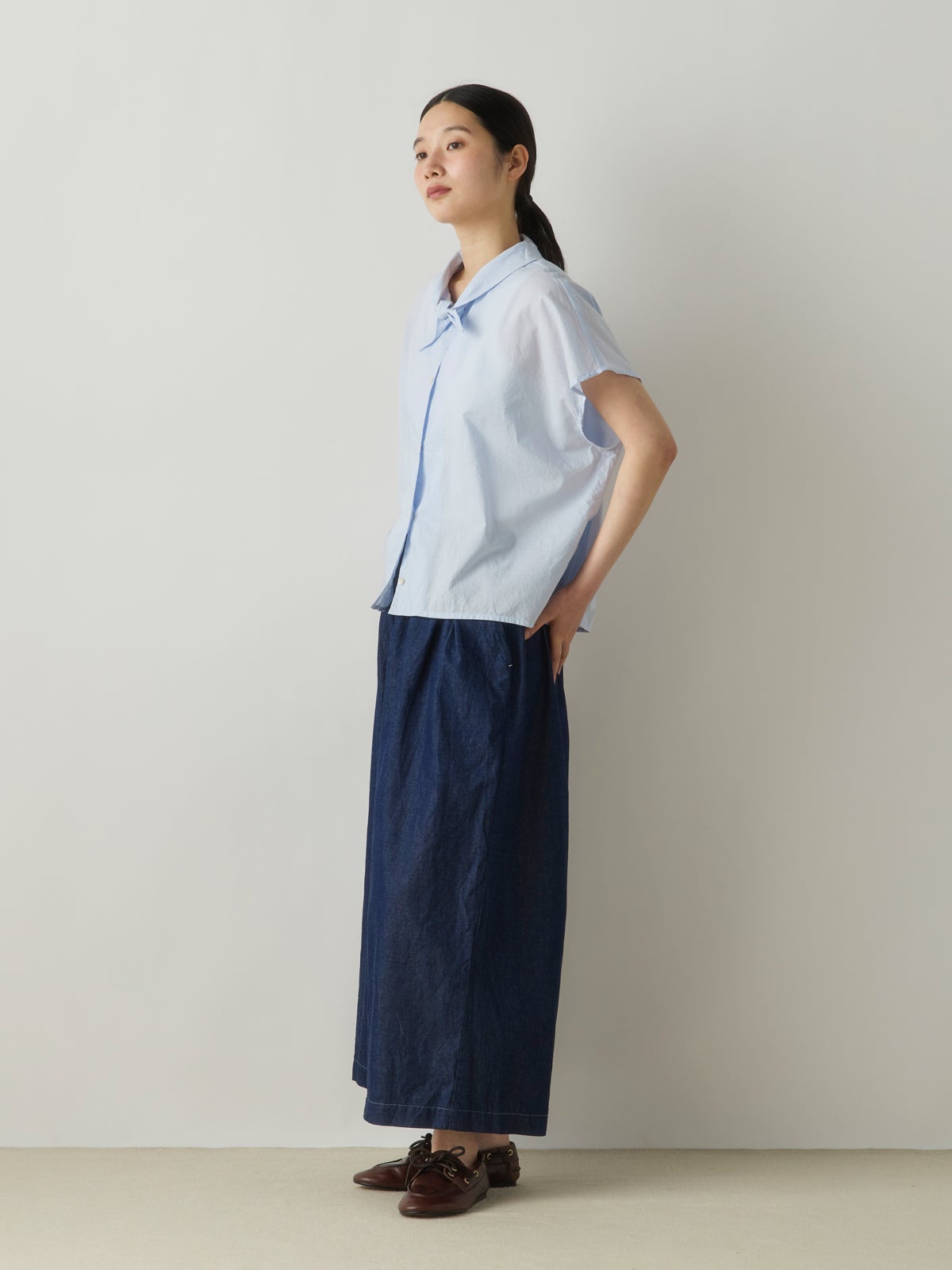 MidiUmi スカーフライクノースリーブシャツ｜ MARcourt ONLINE STORE