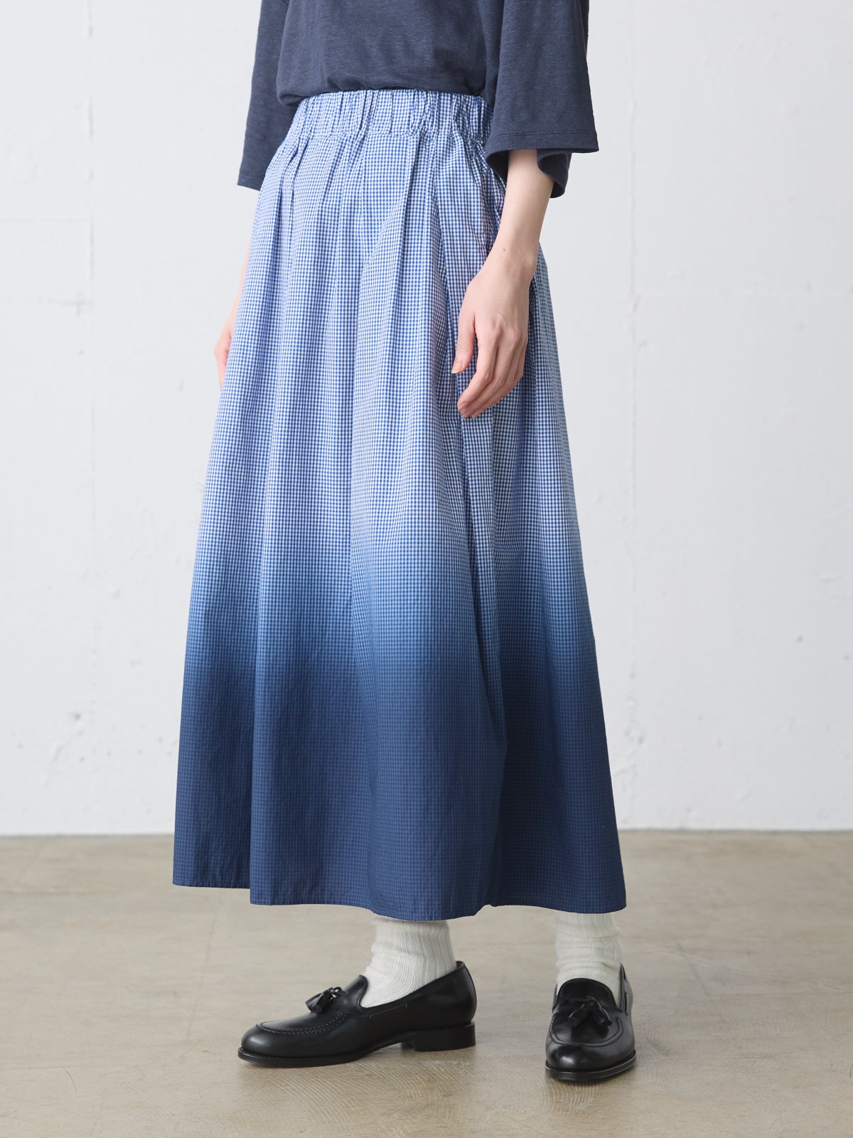 MidiUmi グラデーションダイフレアスカート｜ MARcourt ONLINE STORE