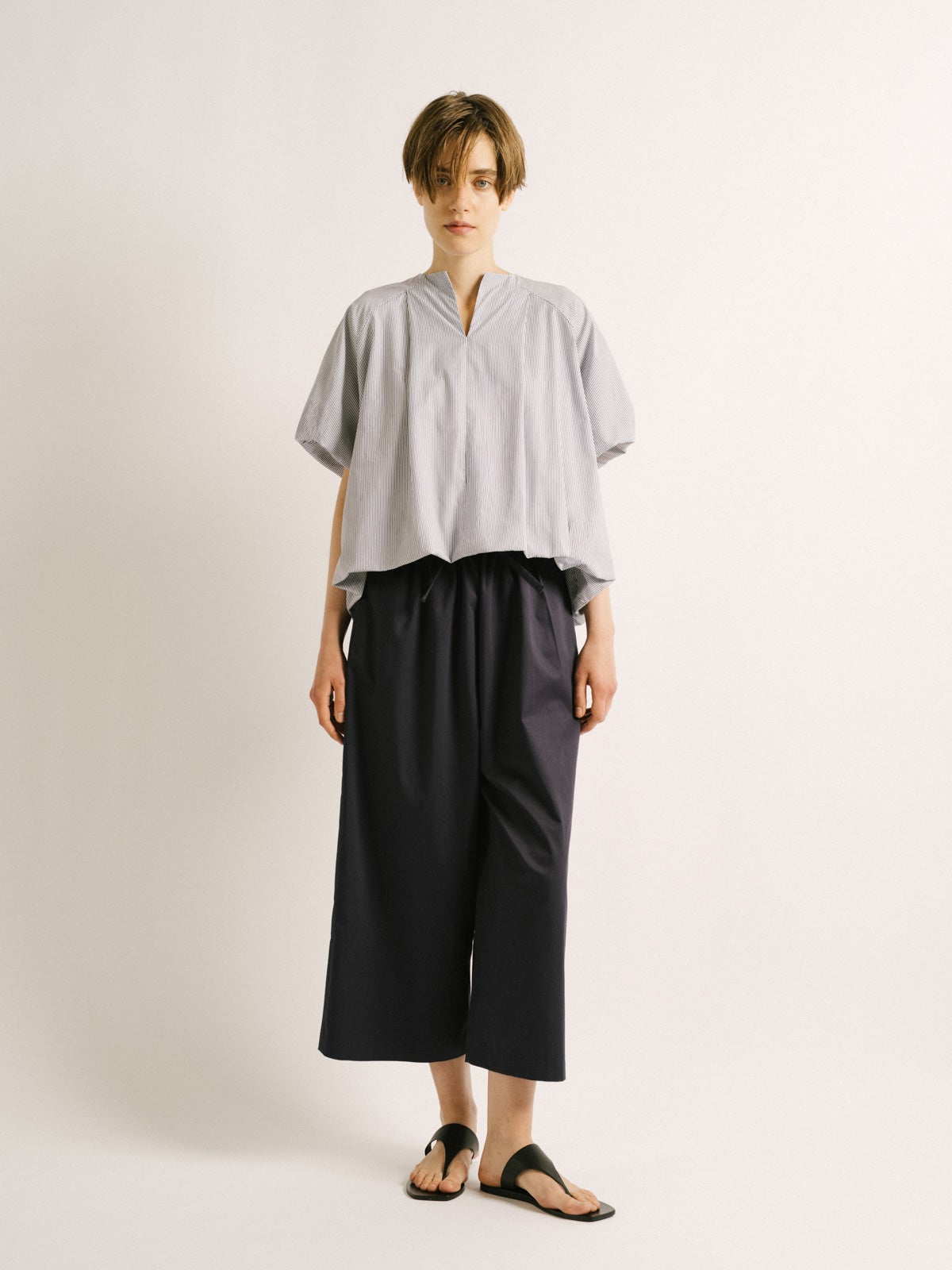 mizuiro ind ストライプノーカラーバルーンプルオーバー｜ MARcourt