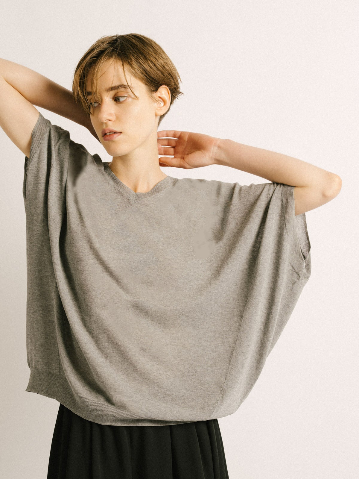 mizuiro ind Vネックコクーンベスト｜ MARcourt ONLINE STORE