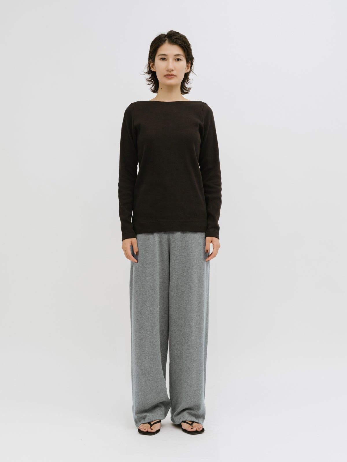 MIDIUMISOLID for Ladies カームニットパンツ｜ MARcourt ONLINE STORE