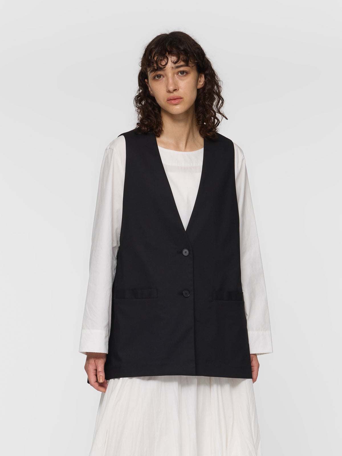 mizuiro ind ディープVネックワイドベスト｜ MARcourt ONLINE STORE