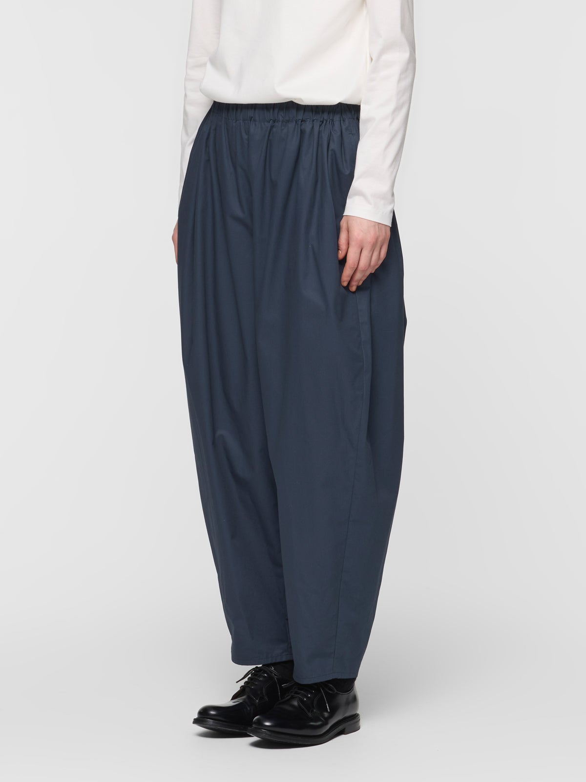 mizuiro ind ワイドテーパードパンツ