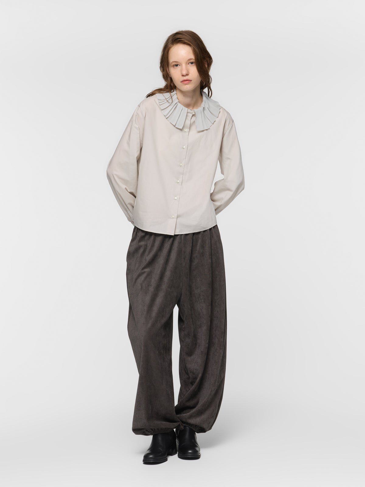mizuiro ind プリーツカラーシャツ｜ MARcourt ONLINE STORE
