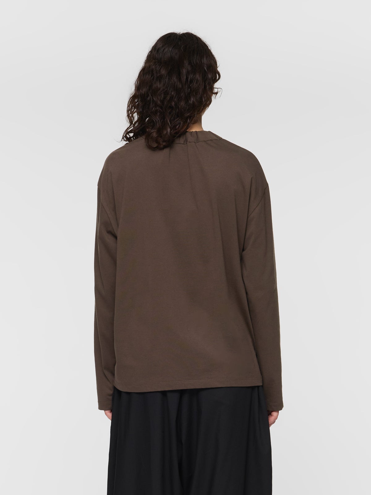 mizuiro ind ギャザーハイネックプルオーバー｜ MARcourt ONLINE STORE