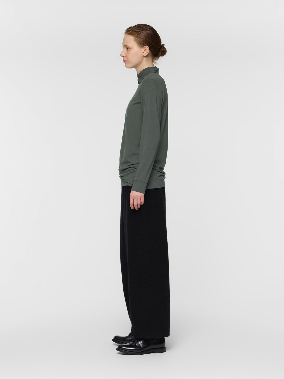 mizuiro ind シャツカラープルオーバー｜ MARcourt ONLINE STORE