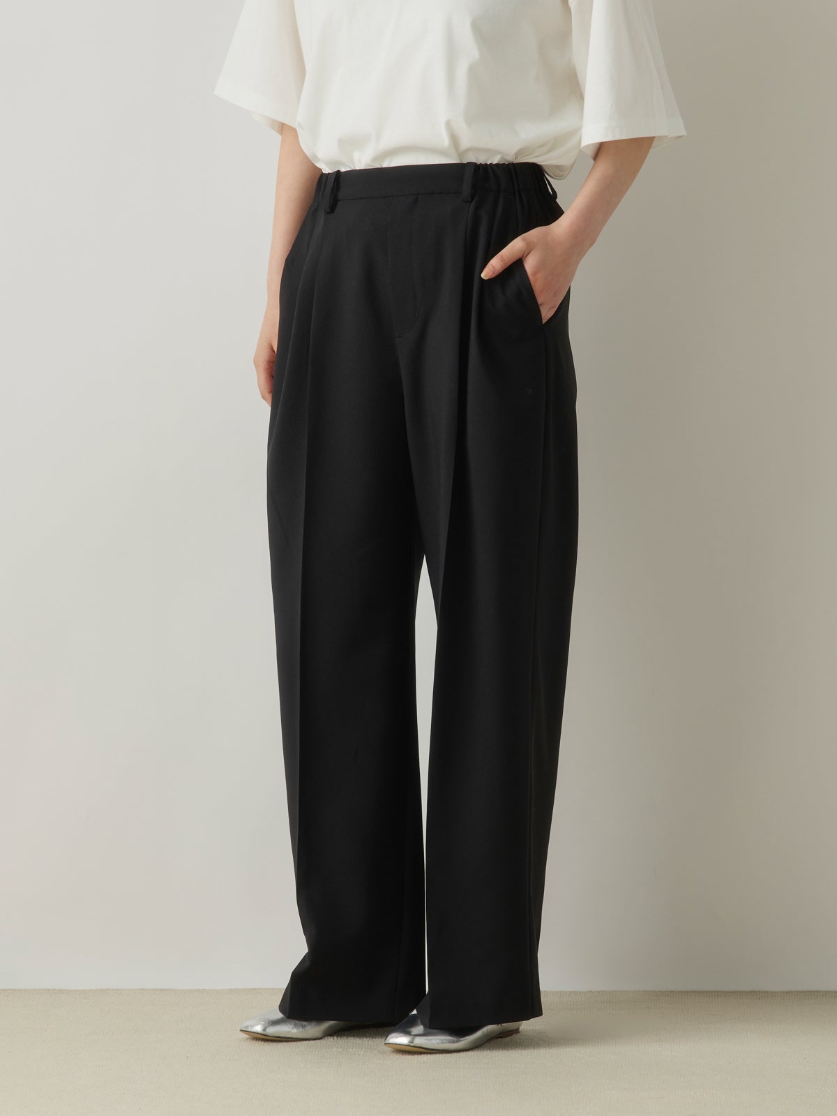 MidiUmi ワイドタックスラックスパンツ｜ MARcourt ONLINE STORE